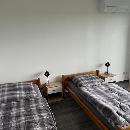 Bungalow Neuss Esterno foto
